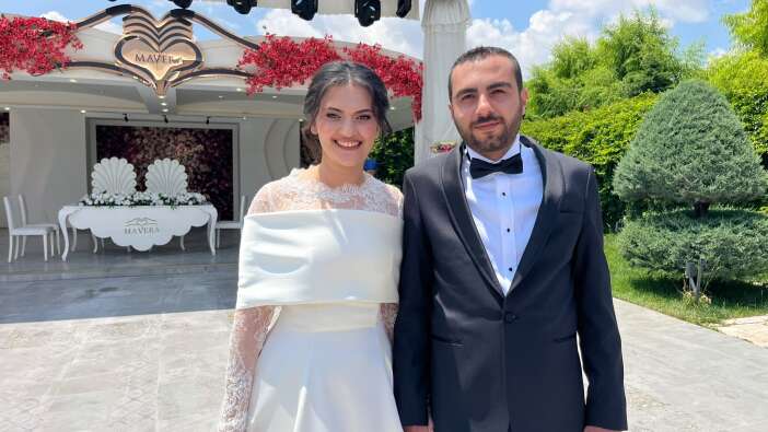 ozcan-ve-sargin-aileleri-konyada-en-mutlu-gunlerini-yasadi