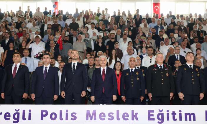 eregli-pomemde-mezuniyet-heyecani-yeni-polisler-yemin-etti