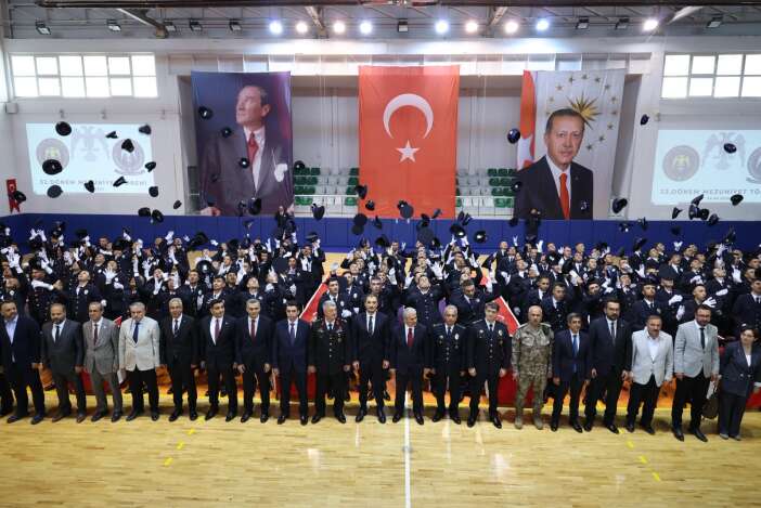 eregli-pomemde-mezuniyet-heyecani-yeni-polisler-yemin-etti