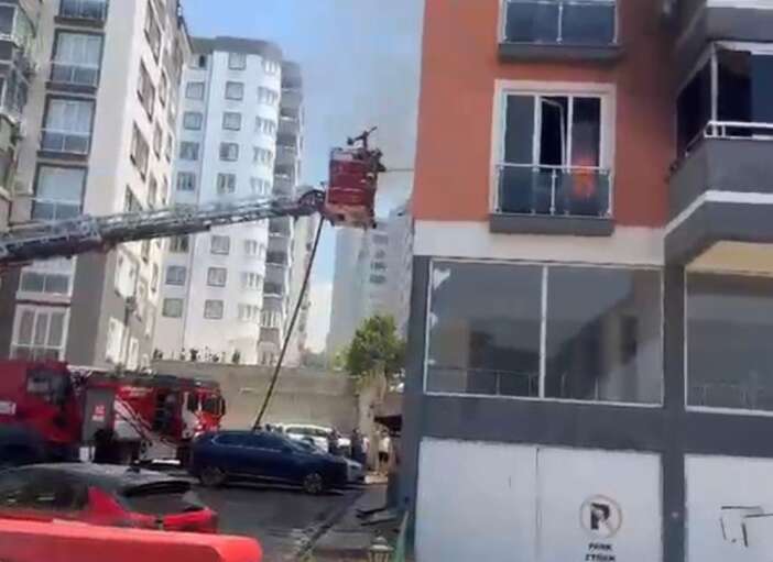kahreden-haber-apartman-yangininda-3-engelli-kardes-hayatini-kaybetti