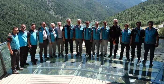 yer-konya-70-kisi-magarada-mahsur-kalanlar-icin-zamanla-yaristi