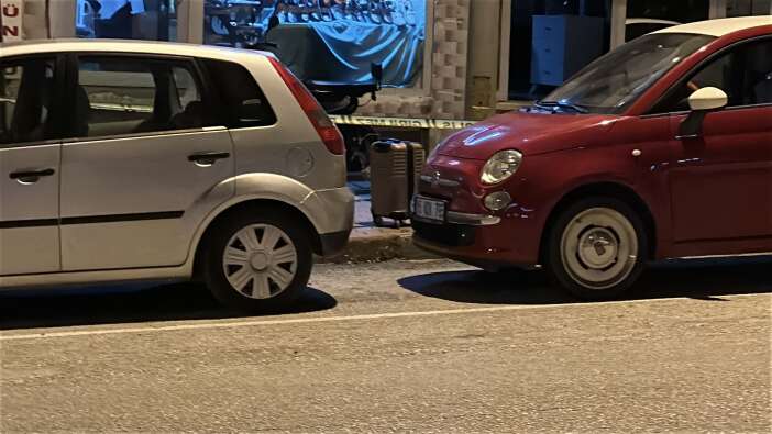 emniyetin-bulundugu-caddede-bomba-panigi