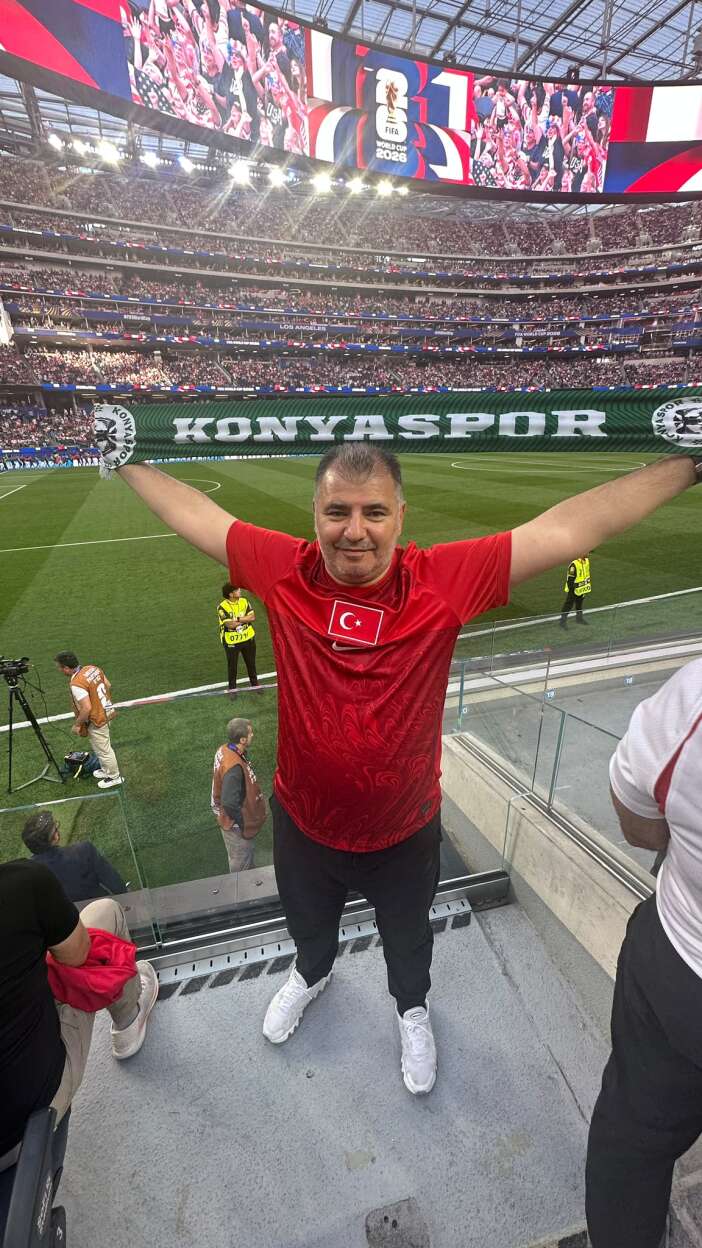 gulvezir-korkmaz-dunya-kupasi-tribunlerinde-konyaspor-ruzgari-estirdi