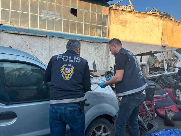 konya-merkezli-dev-operasyon-75-milyonluk-change-arac-agi-cokertildi