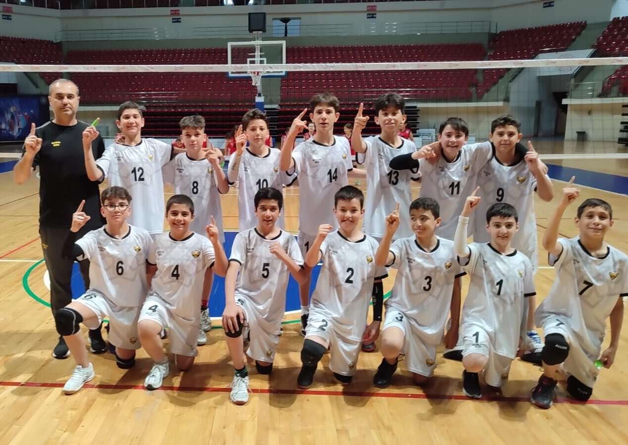 konya-buyuksehir-belediyespor-midi-gelisim-liginde-sampiyon-oldu