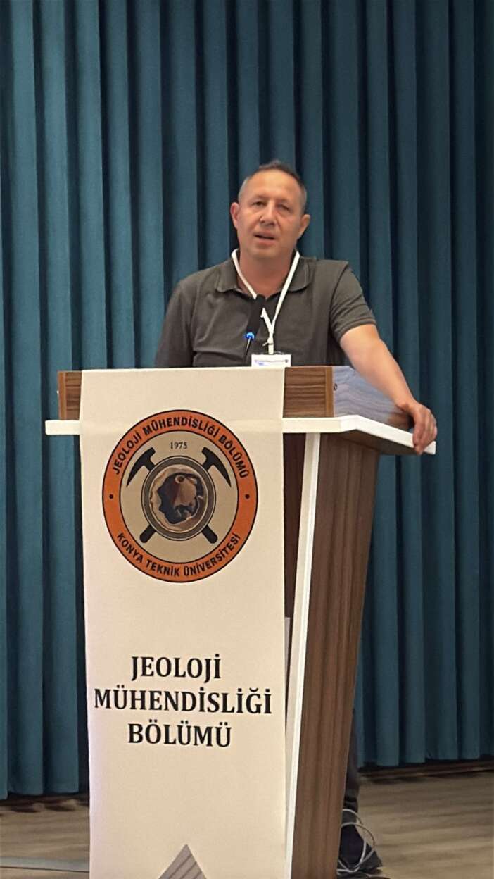 jeoloji-muhendisleri-yillar-sonra-konyada-bir-araya-geldi