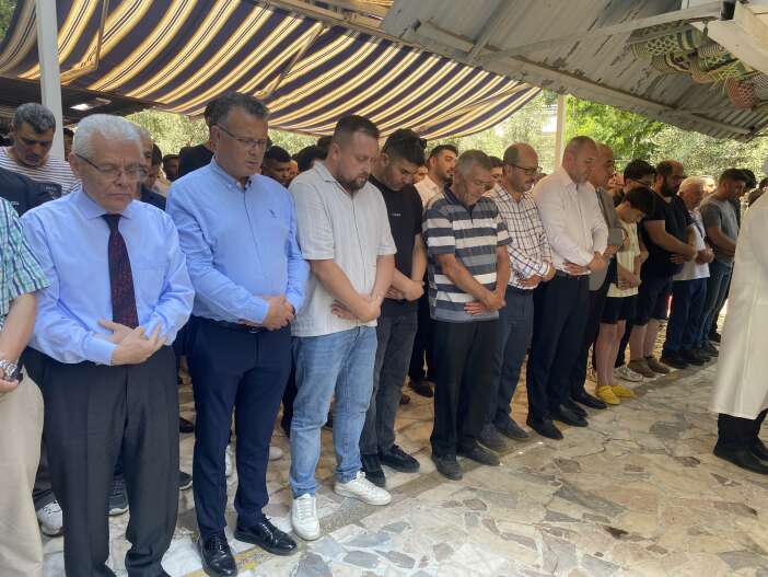 hemsire-esinin-cabasi-yetmedi-mudur-yardimcisi-hayatini-kaybetti