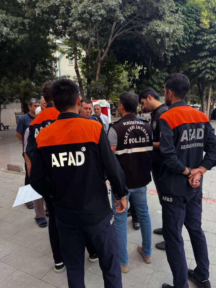 konyada-ilaclanan-binada-zehirlenme-panigi-4-kisi-hastaneye-kaldirildi