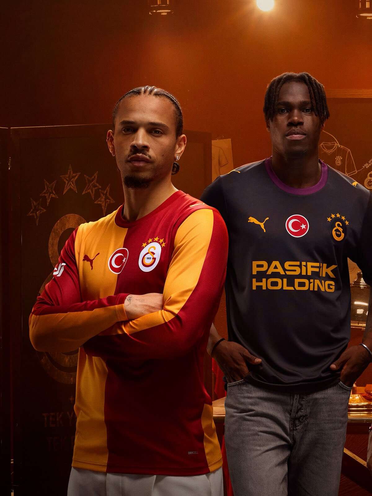 galatasaray-yeni-sezon-formalarini-tanitti-fiyatlar-dudak-ucuklatiyor