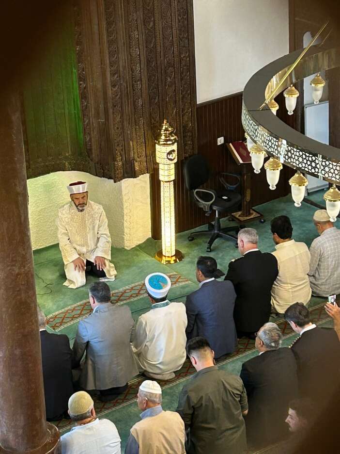 hafiz-bakan-mustafa-ciftci-konyanin-tarihi-camisinde-kuran-i-kerim-okudu