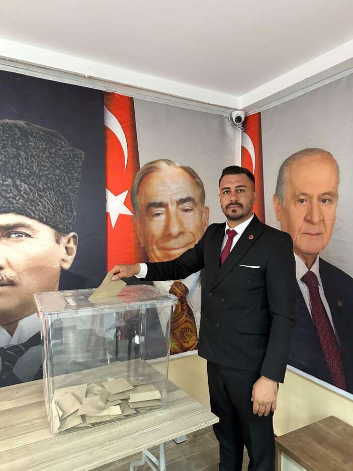 mhp-akorende-yeni-donem-baskanini-secti