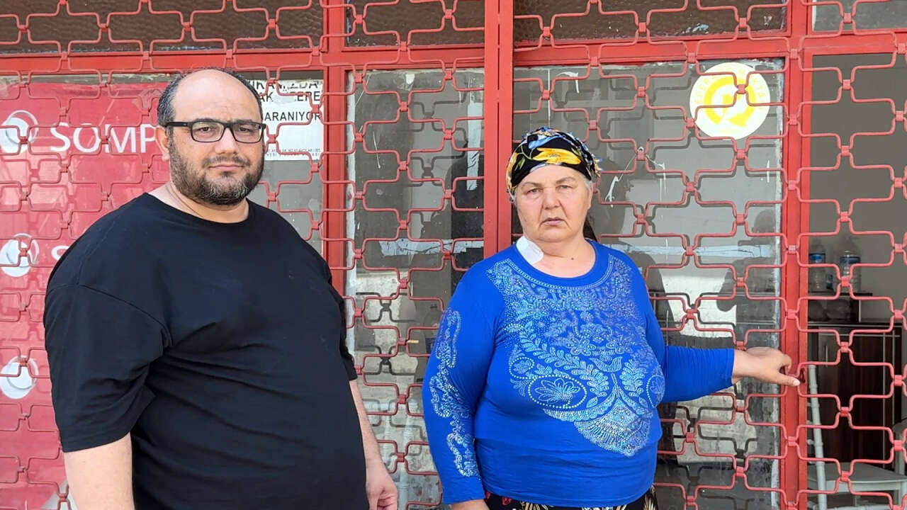 26-yil-once-bosandigi-eski-esi-boynundan-bicakladi-yuzunu-unutmusum-taniyamadim