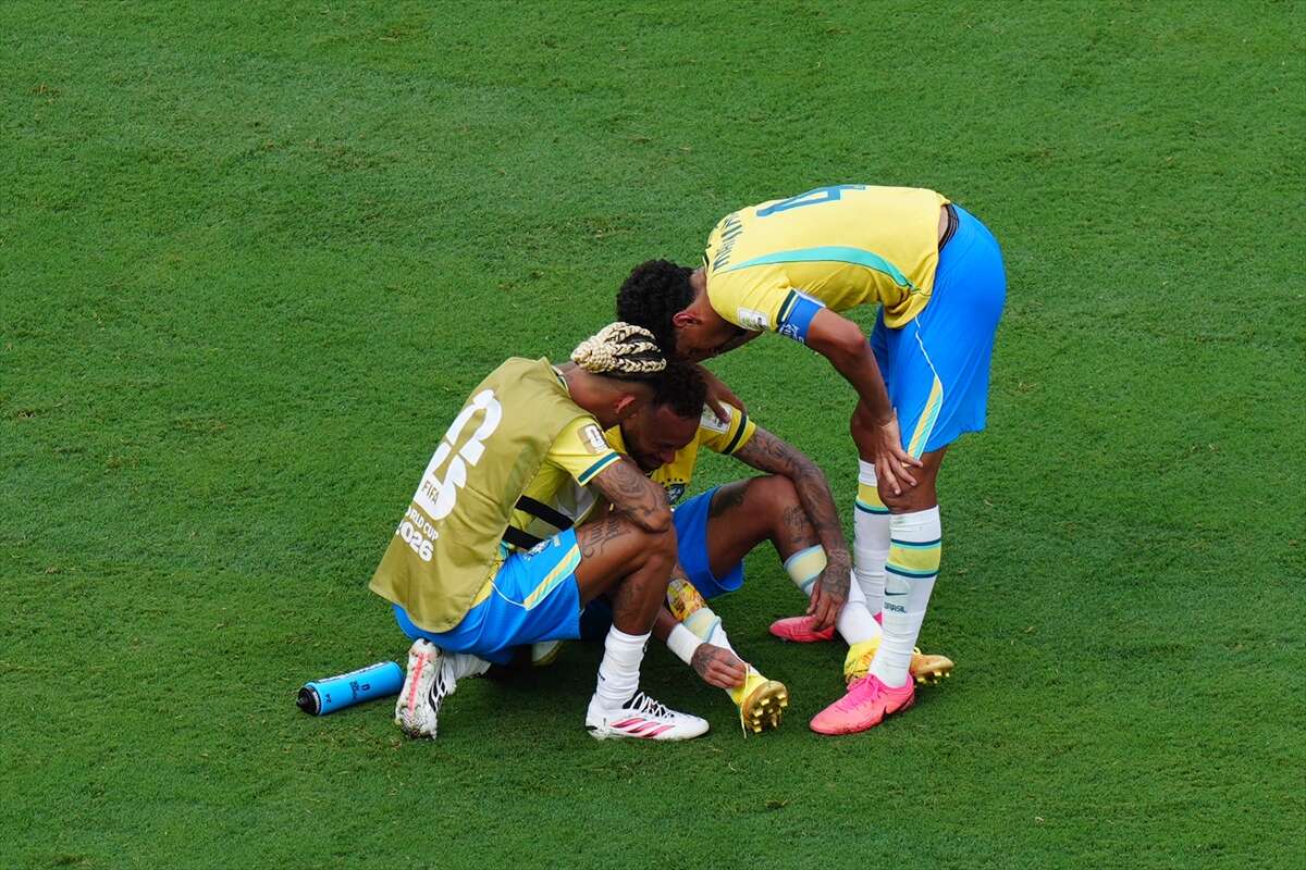 neymar-milli-takim-kariyerini-golle-noktaladi-mac-sonunda-yikildi