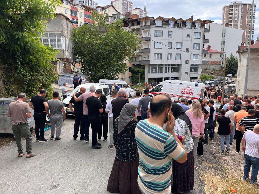 yer-kavgasi-aile-katliamina-dondu-agabeyi-yengesi-ve-yegenini-oldurdu