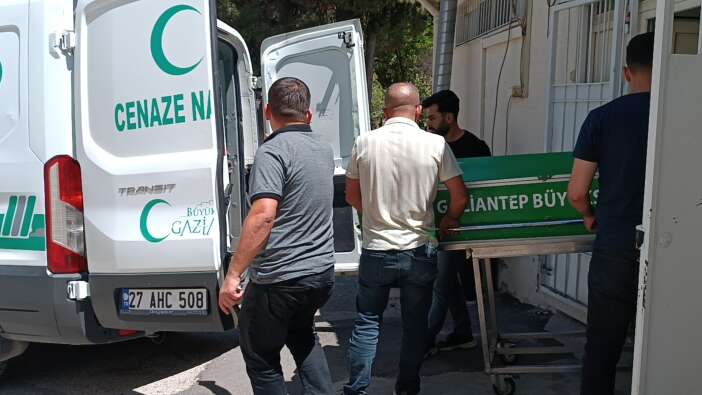kardes-kavgasi-kanli-bitti-olen-26-olduren-24-yasinda