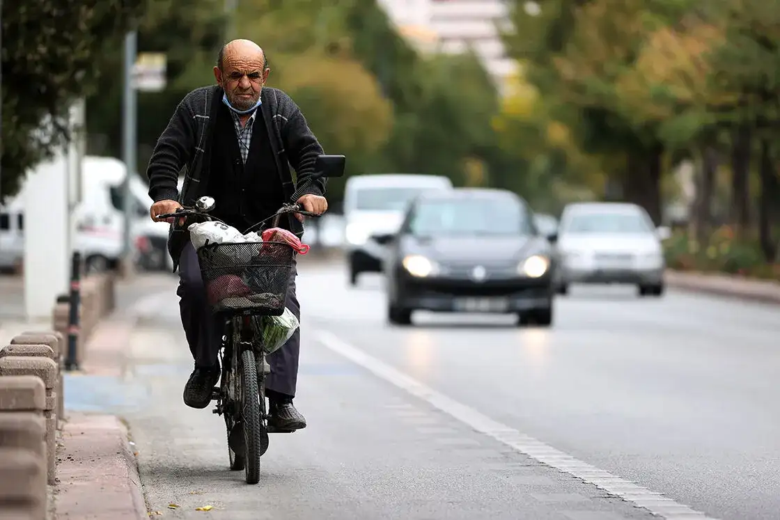konyada-odullu-bisiklet-fotograf-yarismasi-basladi-birinciye-30-bin-tl