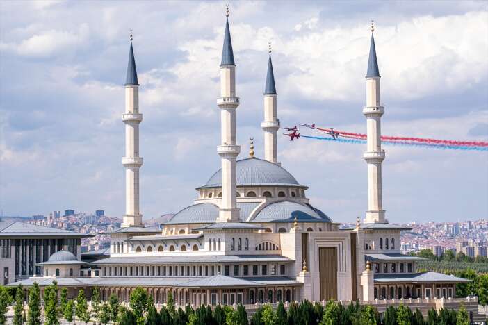 nato-turk-yildizlari