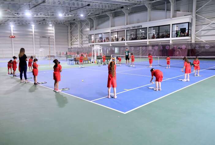 karatay-yaz-spor-okullari-acildi-konyada-3-bin-670-cocuk-yazi-sporla-karsiladi