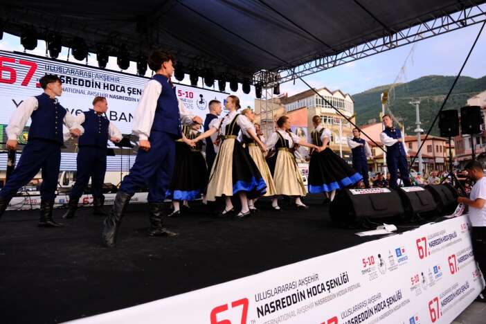 konyada-unutulmaz-final-buray-sahne-aldi-gokyuzu-aydinlandi