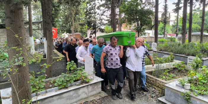 carsi-ortasinda-kendini-yakti-9-gunluk-yasam-mucadelesini-kaybetti