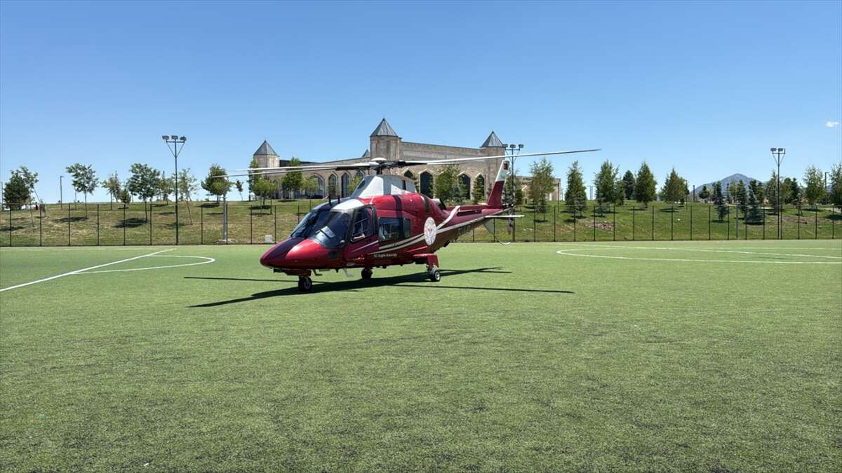 konyada-81-yasindaki-hasta-icin-helikopter-ambulans-havalandi