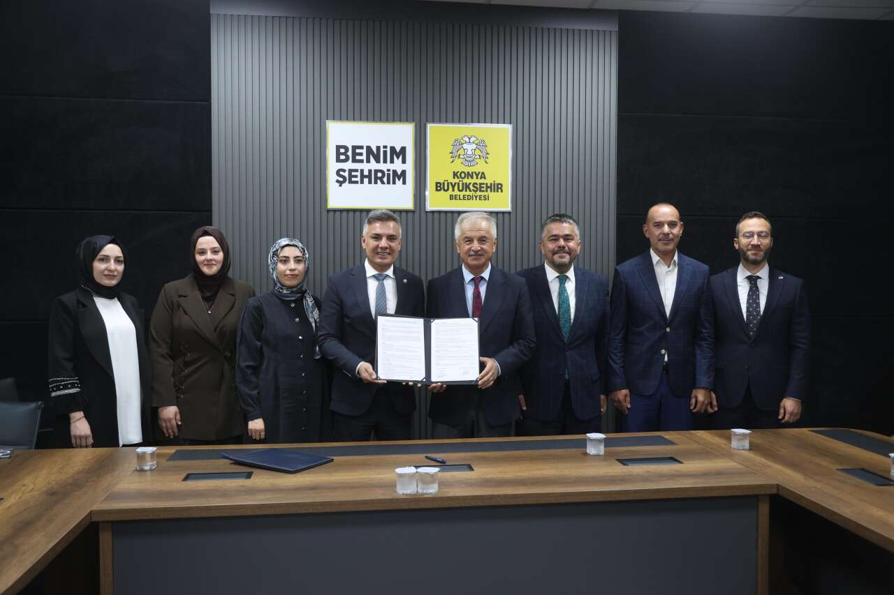 konyada-ihtiyac-sahiplerine-cifte-destek-hukuki-ve-sosyal-yardim-icin-adim-atildi