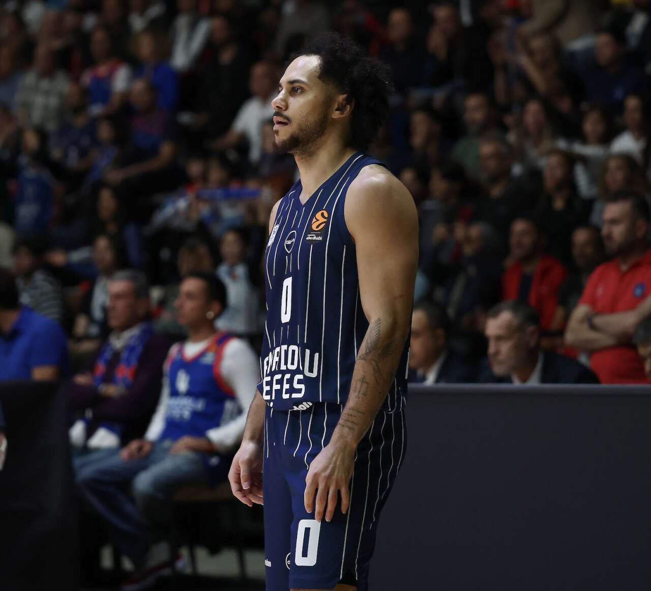 shane-larkin-resmen-fenerbahcede