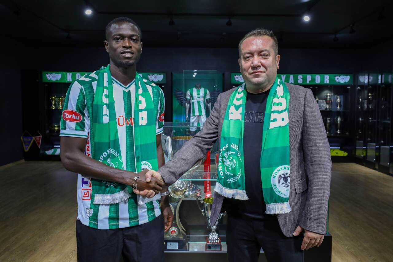 konyaspor-transferde-gaza-basti-bir-isim-daha-imzayi-atti