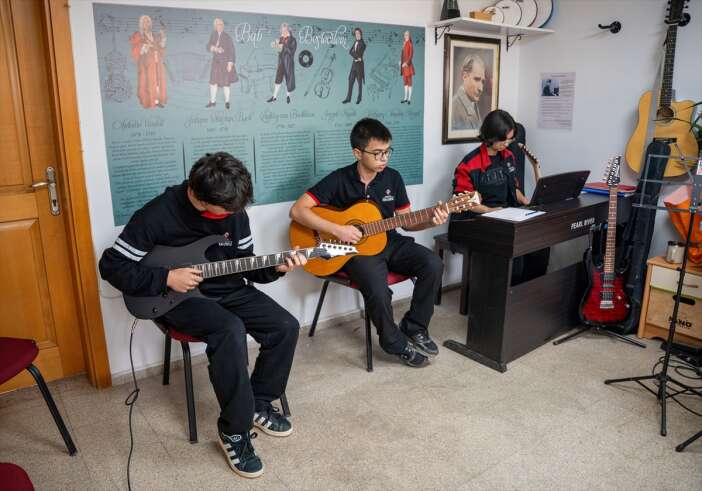 tubitak-fen-lisesi-icin-son-gun-konya-da-sinav-illeri-arasinda