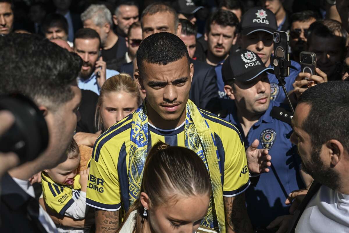 fenerbahcenin-yeni-transferi-greenwood-boyle-karsilandi