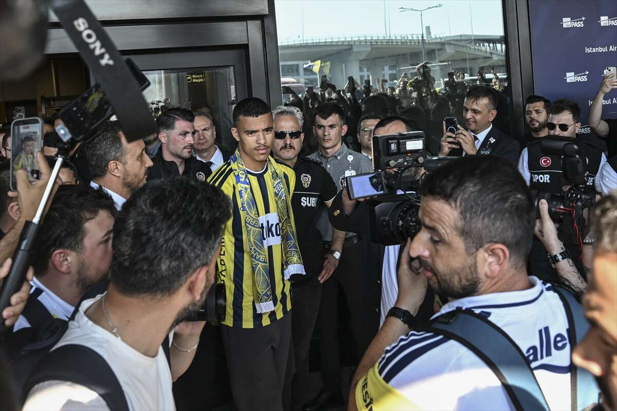 fenerbahcenin-yeni-transferi-greenwood-boyle-karsilandi