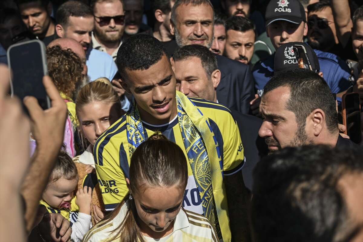fenerbahcenin-yeni-transferi-greenwood-boyle-karsilandi