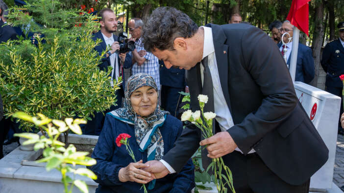 konyada-15-temmuz-ruhu-yasatildi-selcuk-universitesi-de-meydanlardaydi