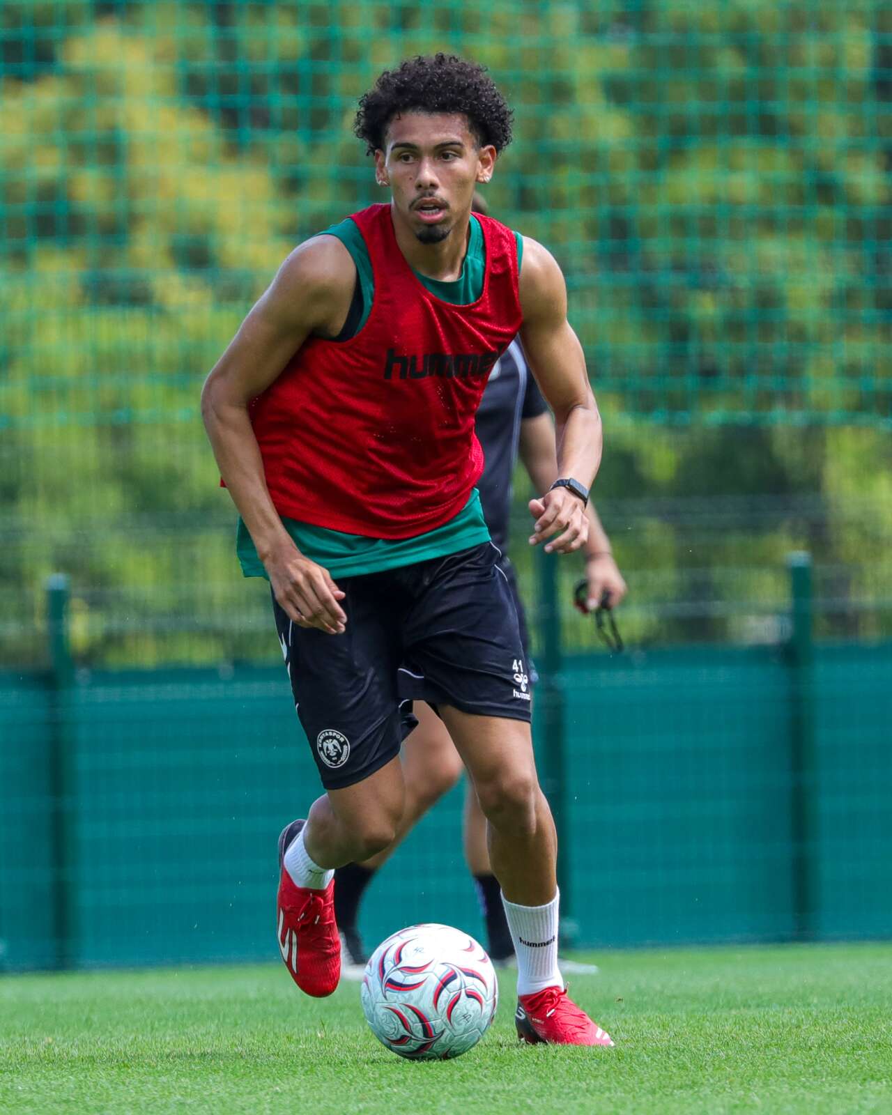 konyaspor-slovenyadaki-calismalarini-surduruyor-yeni-transferler-de-katildi