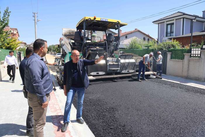 meram-belediyesi-gaza-basti-konyada-yollar-yenilenmeye-basladi