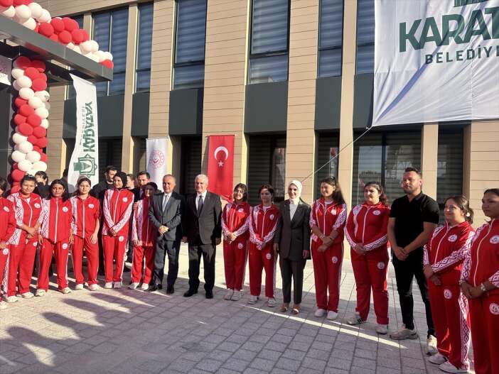 turkiyenin-en-buyuk-engelli-aktif-yasam-merkezi-konyada-acildi