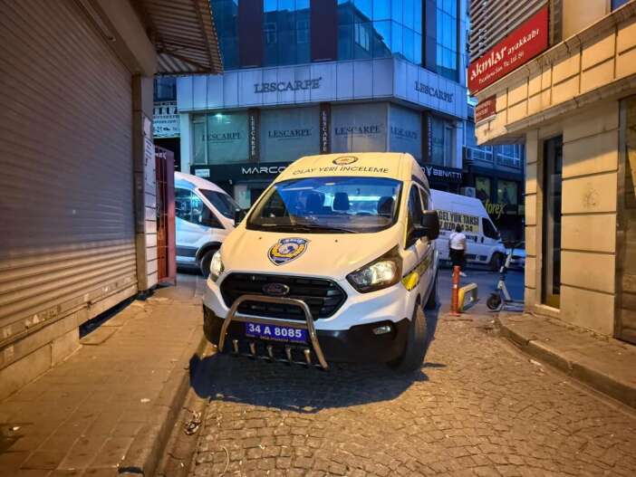 2-kiloluk-altin-vurgunu-supheli-parayi-getirecegim-diyerek-kacti