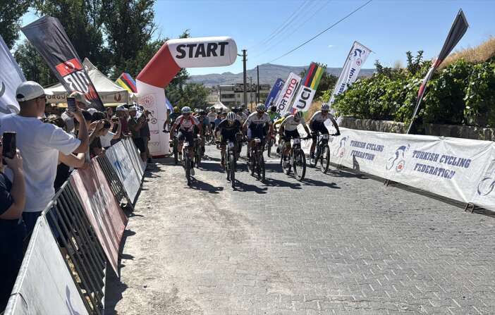 konya-buyuksehirli-pedal-ahmet-can-akpinar-turkiye-sampiyonluguna-uzandi