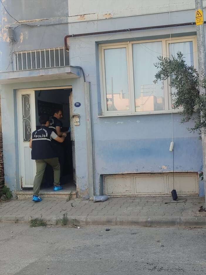 evine-davet-ettigi-arkadasini-oldurdu