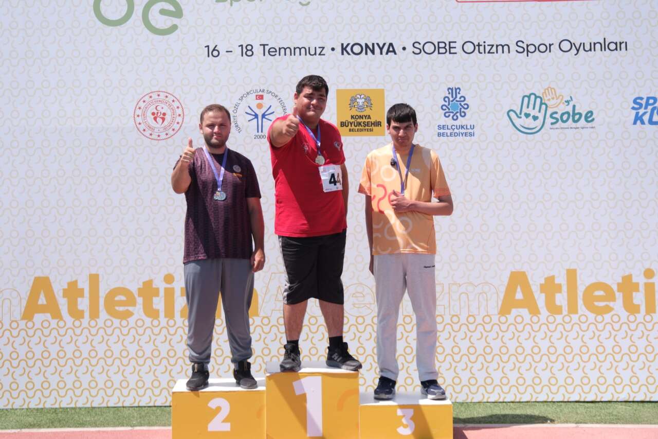 konyanin-otizmli-sporcularindan-buyuk-basari-madalyalar-pes-pese-geldi