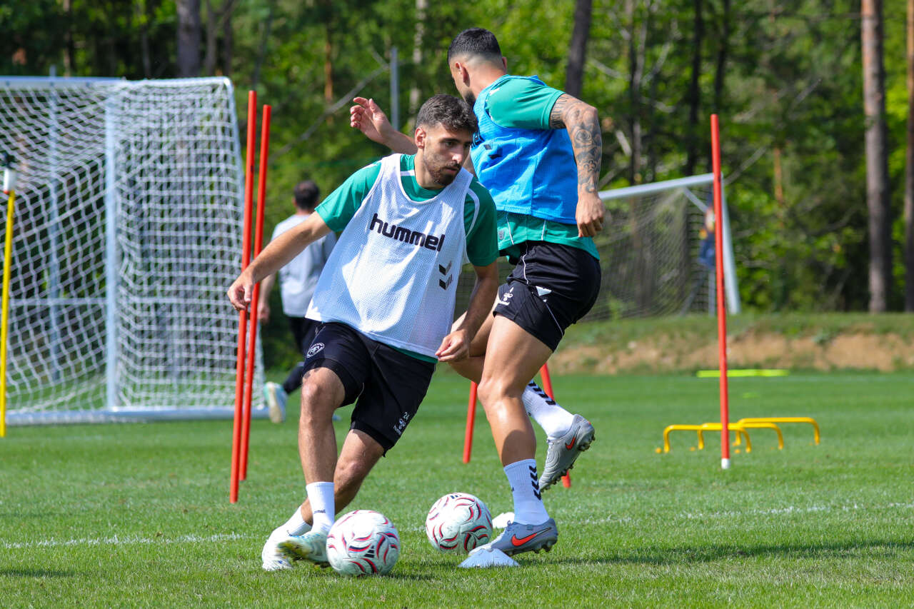 konyaspor-slovenya-kampinda-taktik-calisti