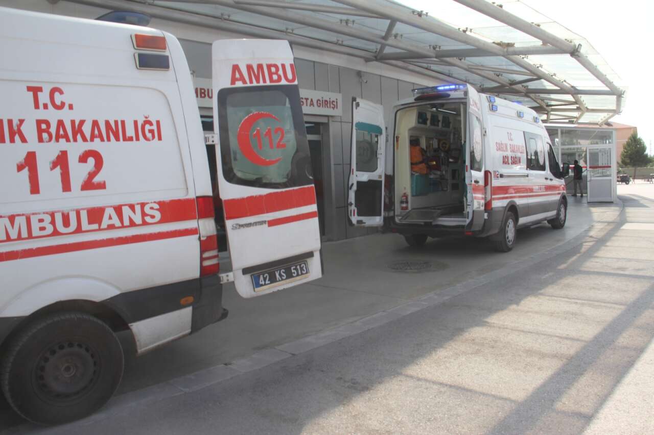 konyada-pes-pese-trafik-kazalari-beysehirde-3-kisi-hastanelik-oldu