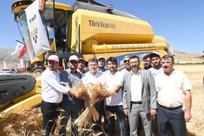 hububatta-rekorun-adi-konya-13-milyon-tonla-turkiye-birincisi-oldu