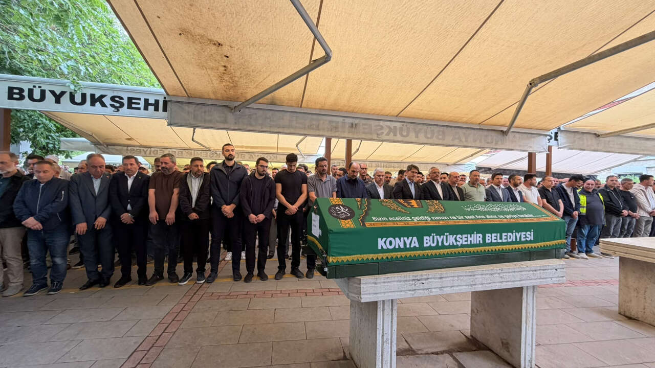 baskan-altayin-aci-gunu-ahmet-meram-son-yolculuguna-ugurlandi