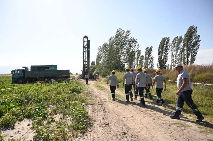 konyada-topraktan-bereket-fiskirdi-17-atis-tam-isabet