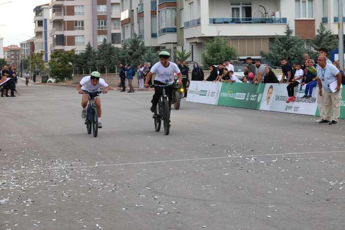 konyada-spor-dolu-bir-gun-minikler-odul-icin-pedal-cevirdi