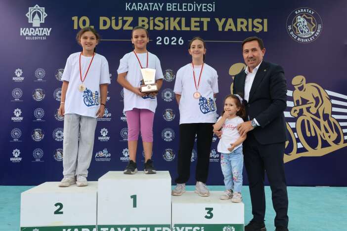konyada-spor-dolu-bir-gun-minikler-odul-icin-pedal-cevirdi