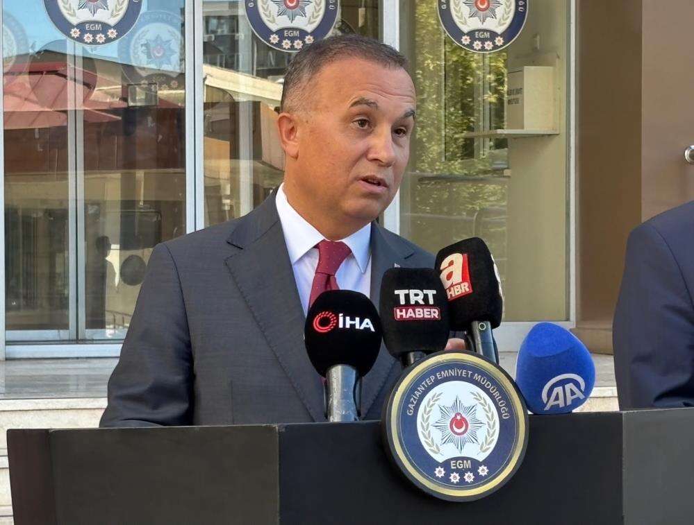 turkiye-gune-operasyonla-basladi-3-bin-polis-gorev-aldi-382-gozalti-var
