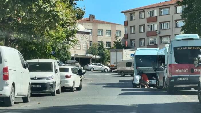 kanli-kardes-kavgasi-agabeyini-ve-yegenini-bicakladi-diger-yegeni-tarafindan-vuruldu
