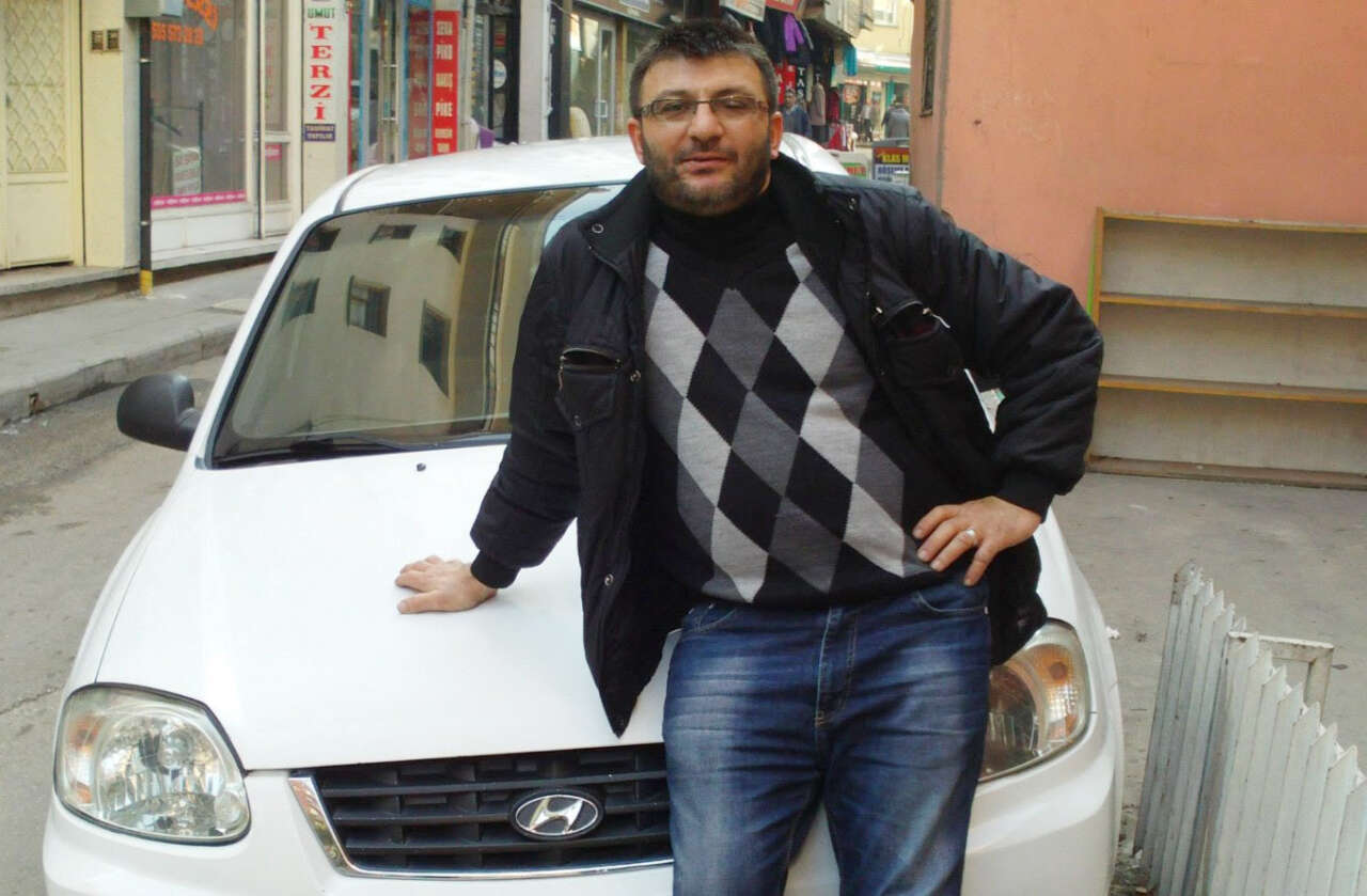 arilari-oldurmek-istedi-kendi-canindan-oldu
